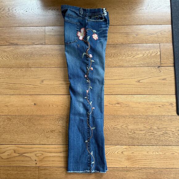 Zelie Floral Embroidered Jeans SZ 31 Boho Bohemian Hippie Raw Hem Distressed - Picture 3 of 12